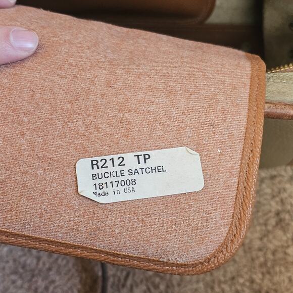 Dooney & Bourke R212 TP Crossbody Bag Beige Pebbled Leather Top Handle Purse Vtg - Picture 14 of 16